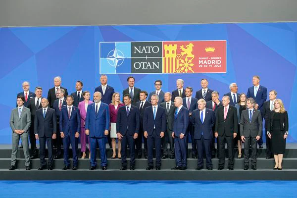 Cumbre Otan foto familia