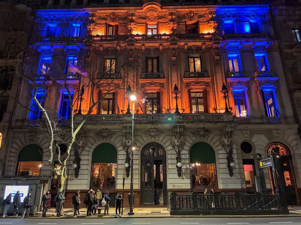 Casa de la Cultura - Fachada noche