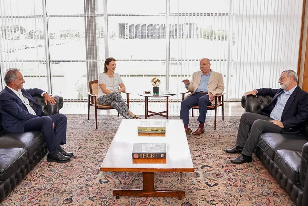 reunion-brasil-1024x685